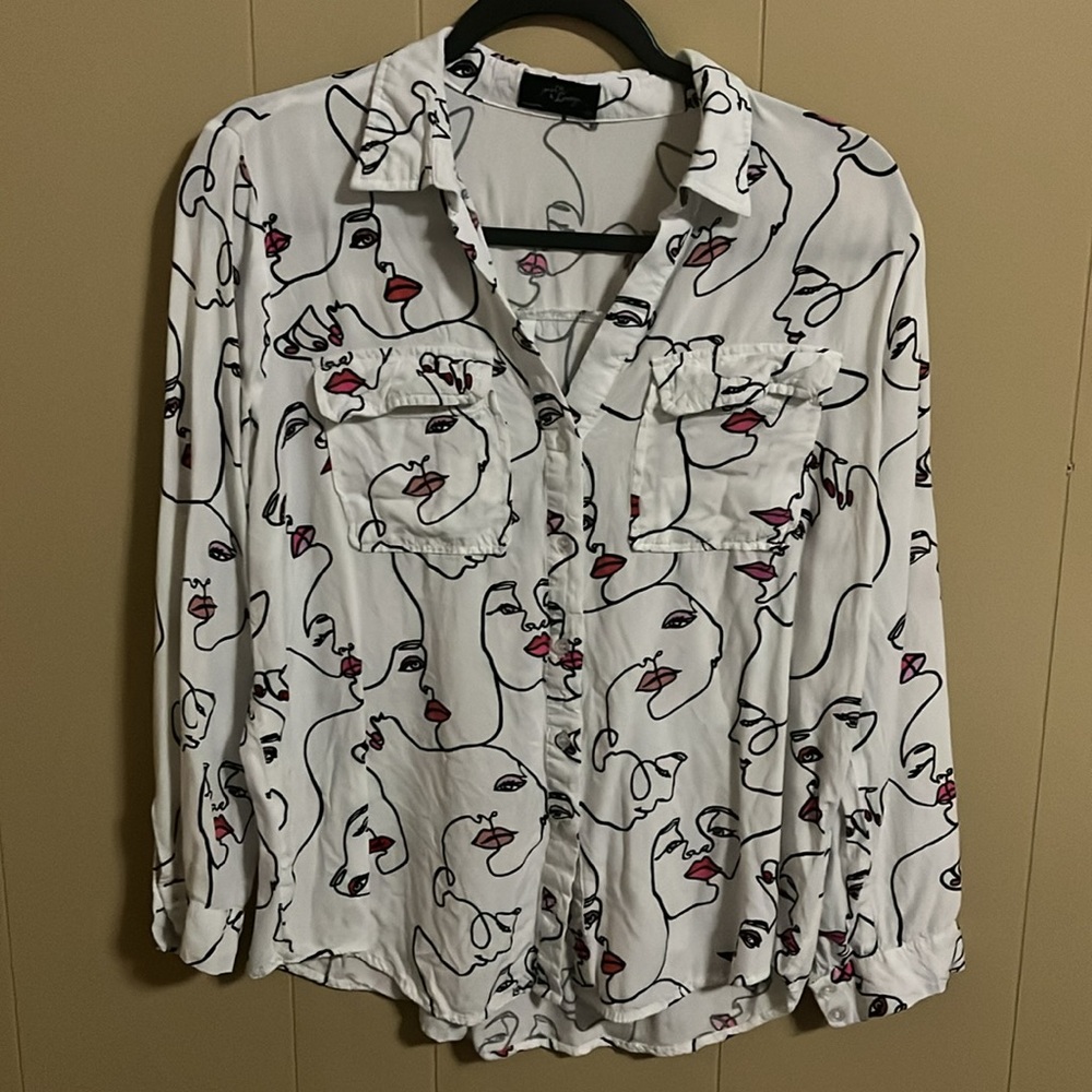 Milk & Honey Medium Button Up Shirt Red White Black Artsy Novelty Art-to-Wear - Picture 4 of 9